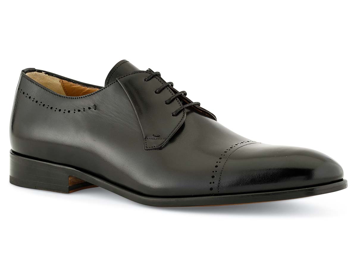 Jared Blucher Cap Toe in Black