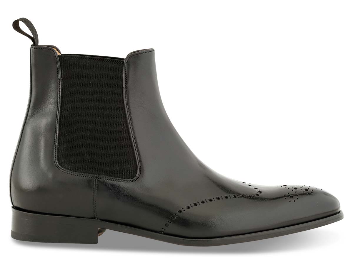 Trevor Chelsea Boot Wingtip in Black Nicol